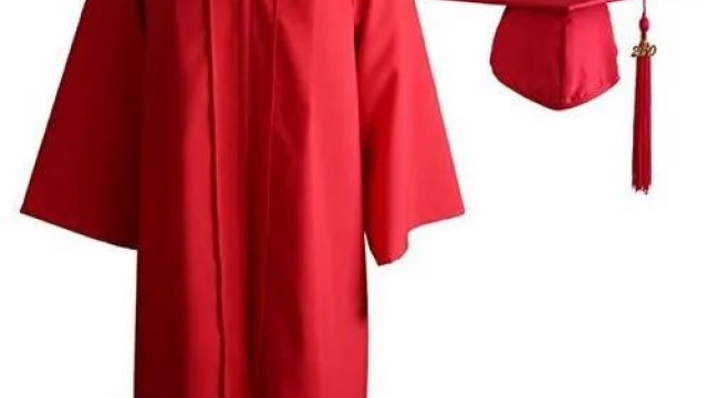 The Best Practices for Wearing Graduation Regalia