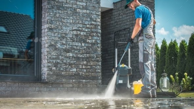 The Ultimate Guide to Exterior Cleaning for Your Home
